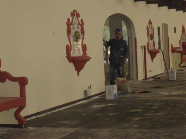 Pintura e lixamento dos acabamentos - UNIFFA..JPG